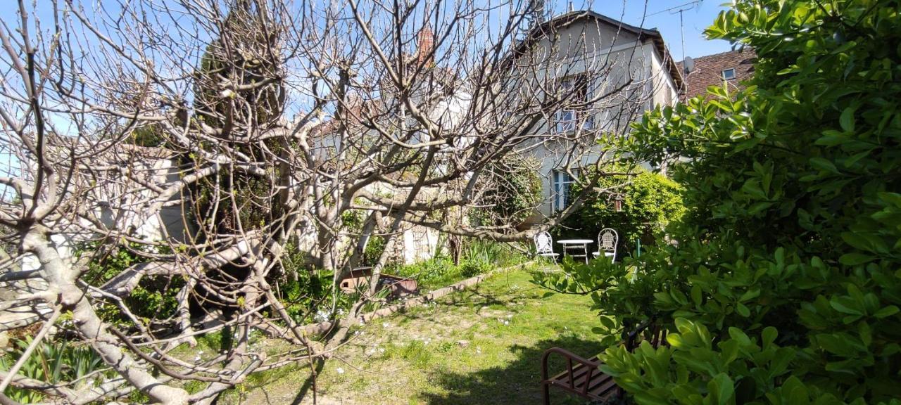 Villa A L'Ancien Pigeonnier Loches Buitenkant foto
